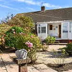 Roselynne Holiday home *